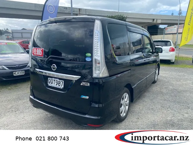 NISSAN Serena Hybrid 2012 Carousel 8