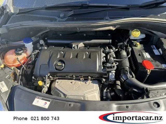 PEUGEOT 208 2014 Carousel 7