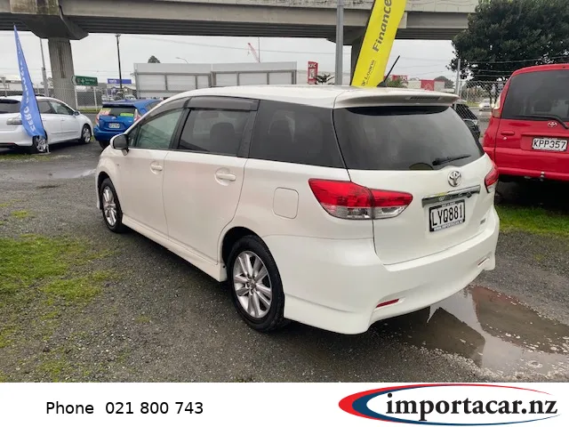 TOYOTA Wish 2009 Carousel 2