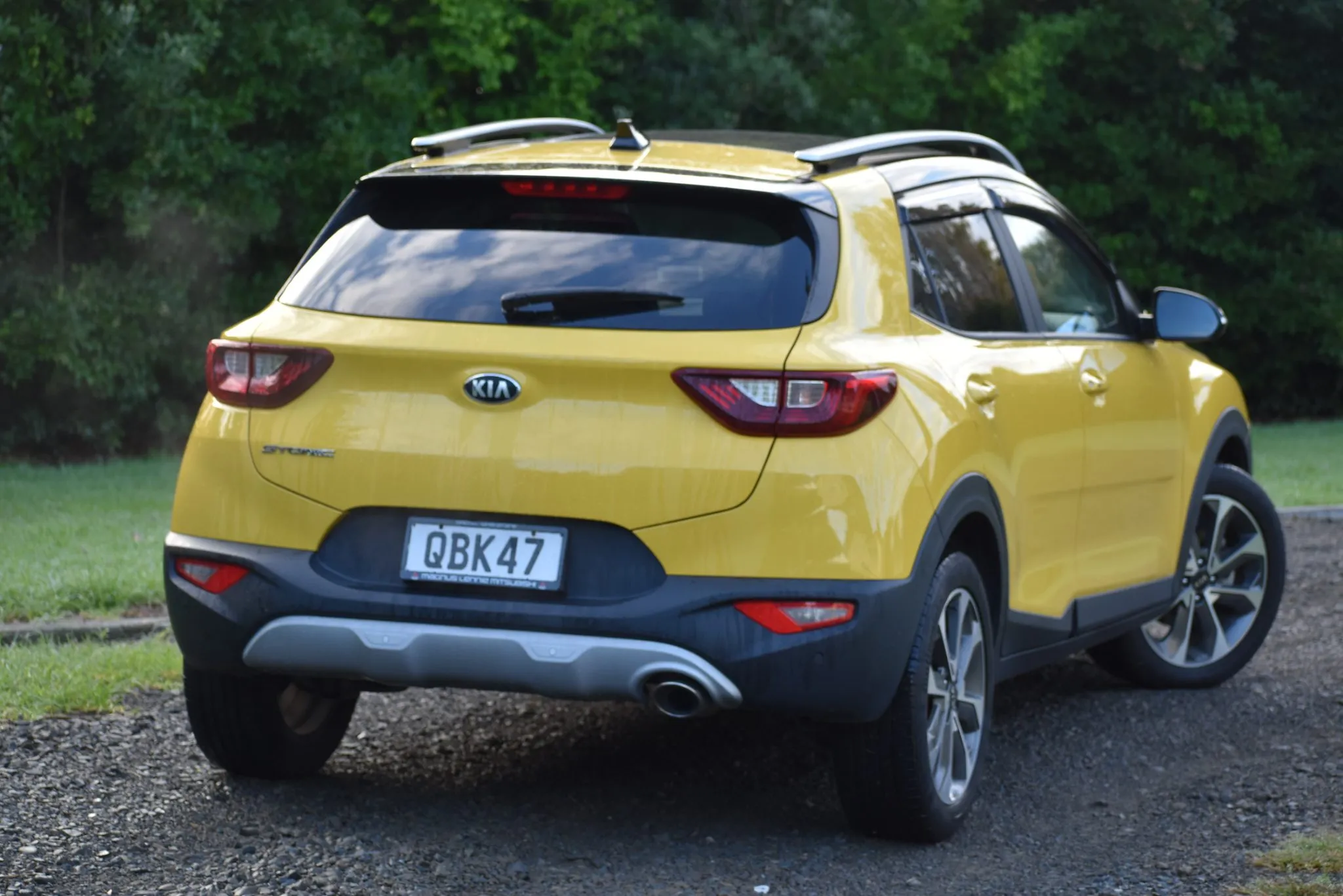 2021 Kia Stonic Ltd Migthy Yellow Carousel 3