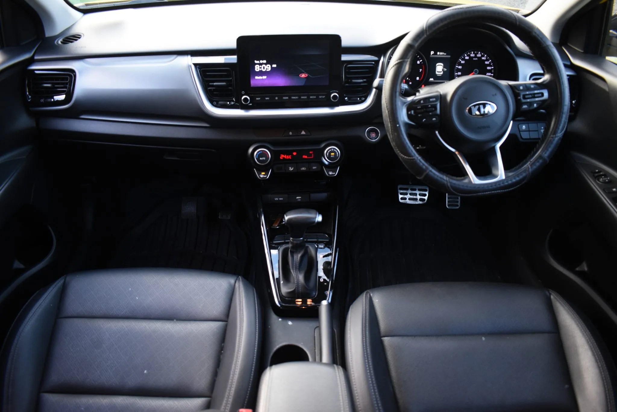 2021 Kia Stonic Ltd Migthy Yellow Carousel 8