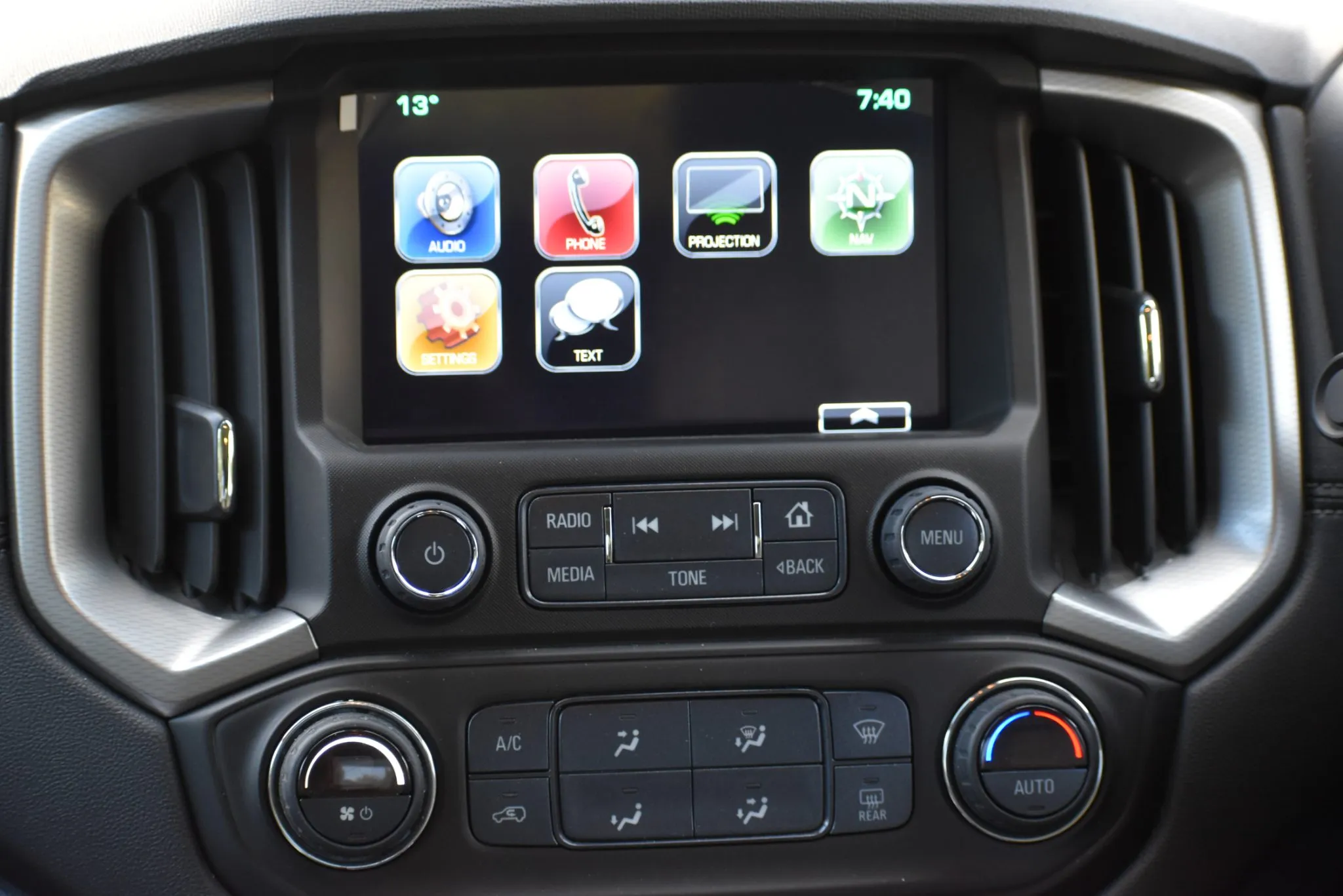 2019 Holden Colorado LTZ DC PU Carousel 2