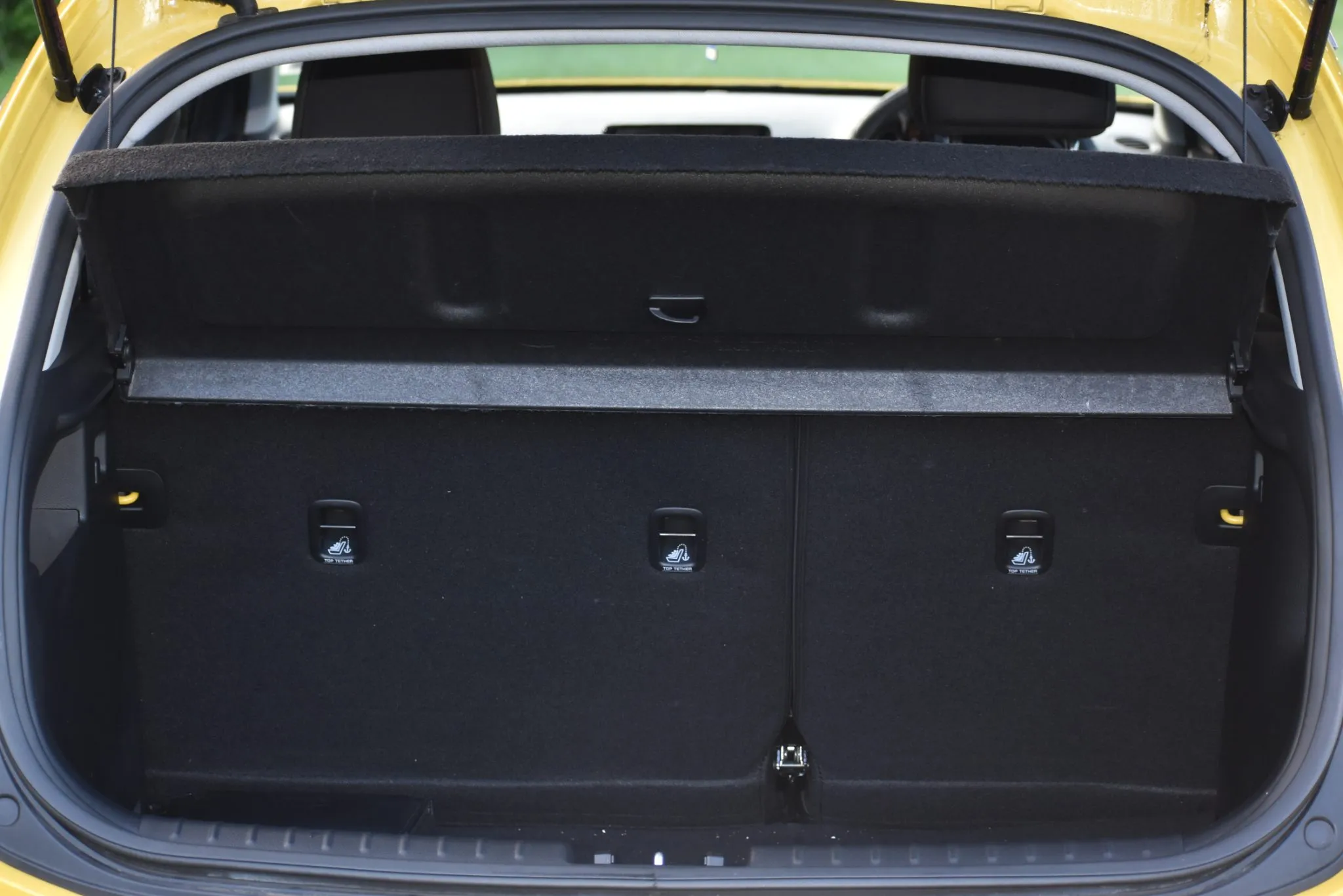 2021 Kia Stonic Ltd Migthy Yellow Carousel 4