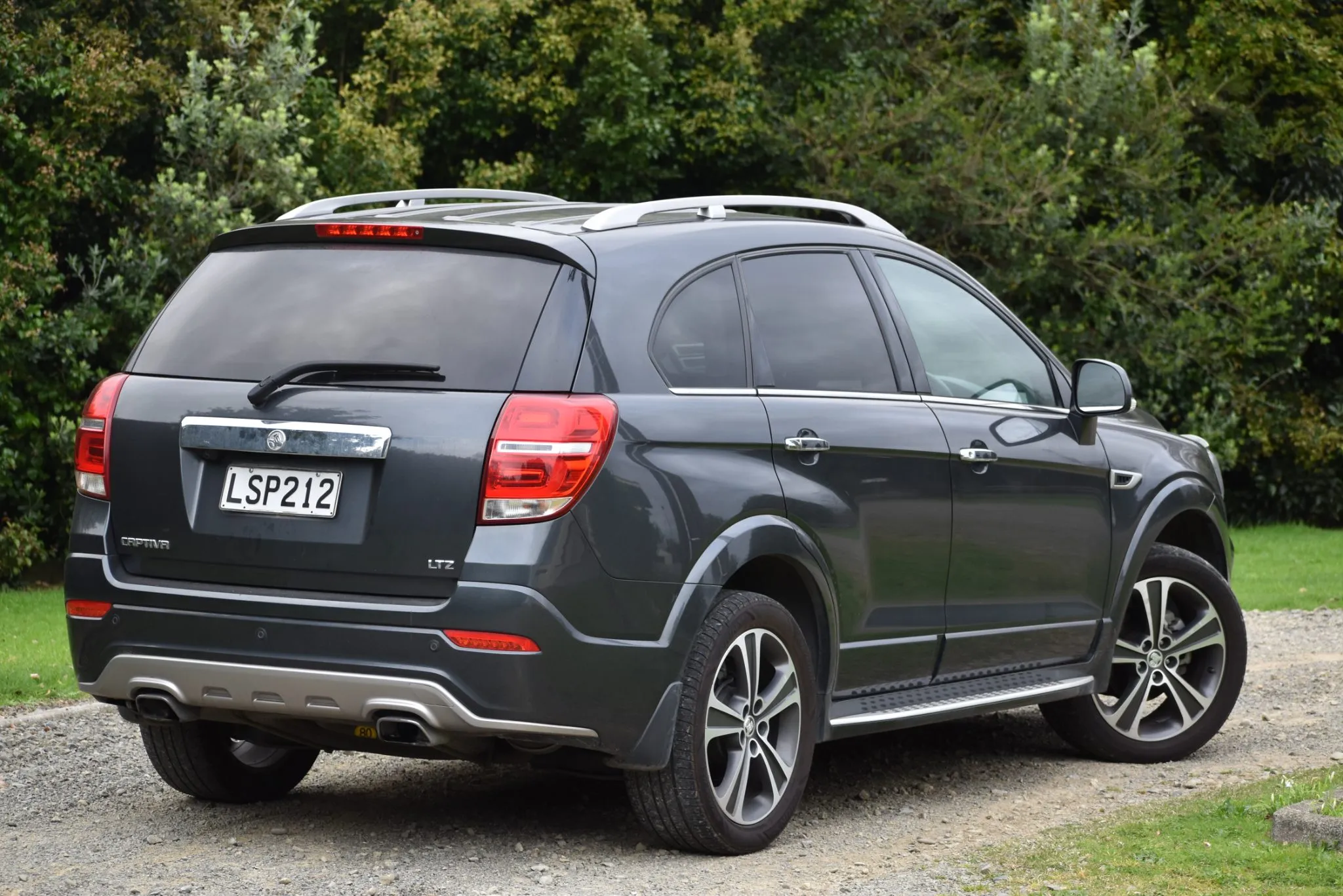 2018 Holden Captiva LTZ 7 Seater Diesel Turbo 4WD - One Owner! Carousel 3