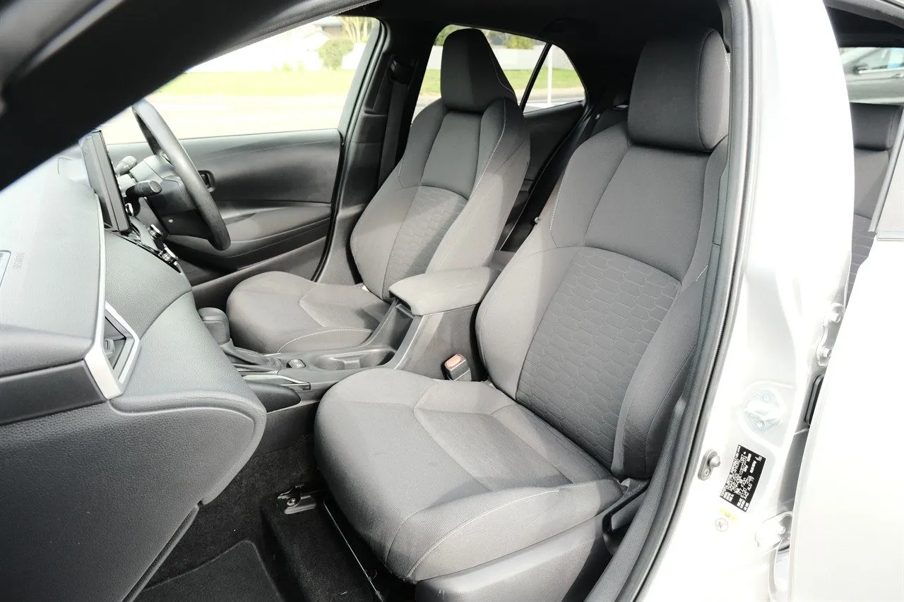 2019 Toyota Corolla GX Carousel 5