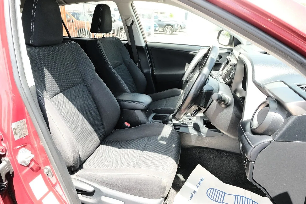 2018 Toyota RAV4 GXL AWD Carousel 6