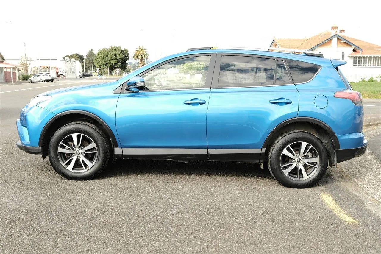 2018 Toyota RAV4 GXL AWD Carousel 5