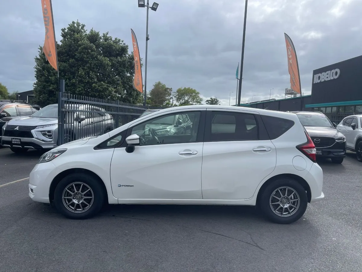 2017 Nissan Note Carousel 7