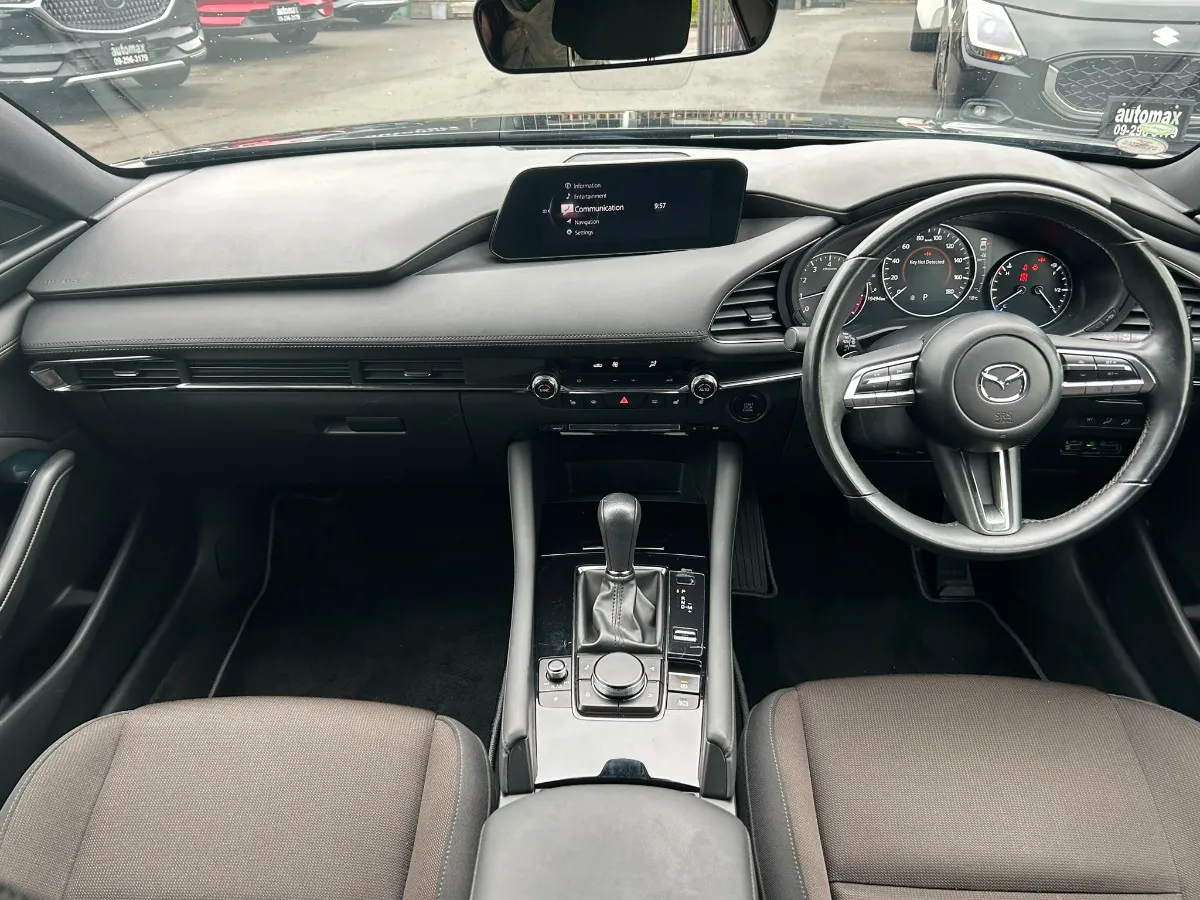 2021 Mazda 3 Carousel 3
