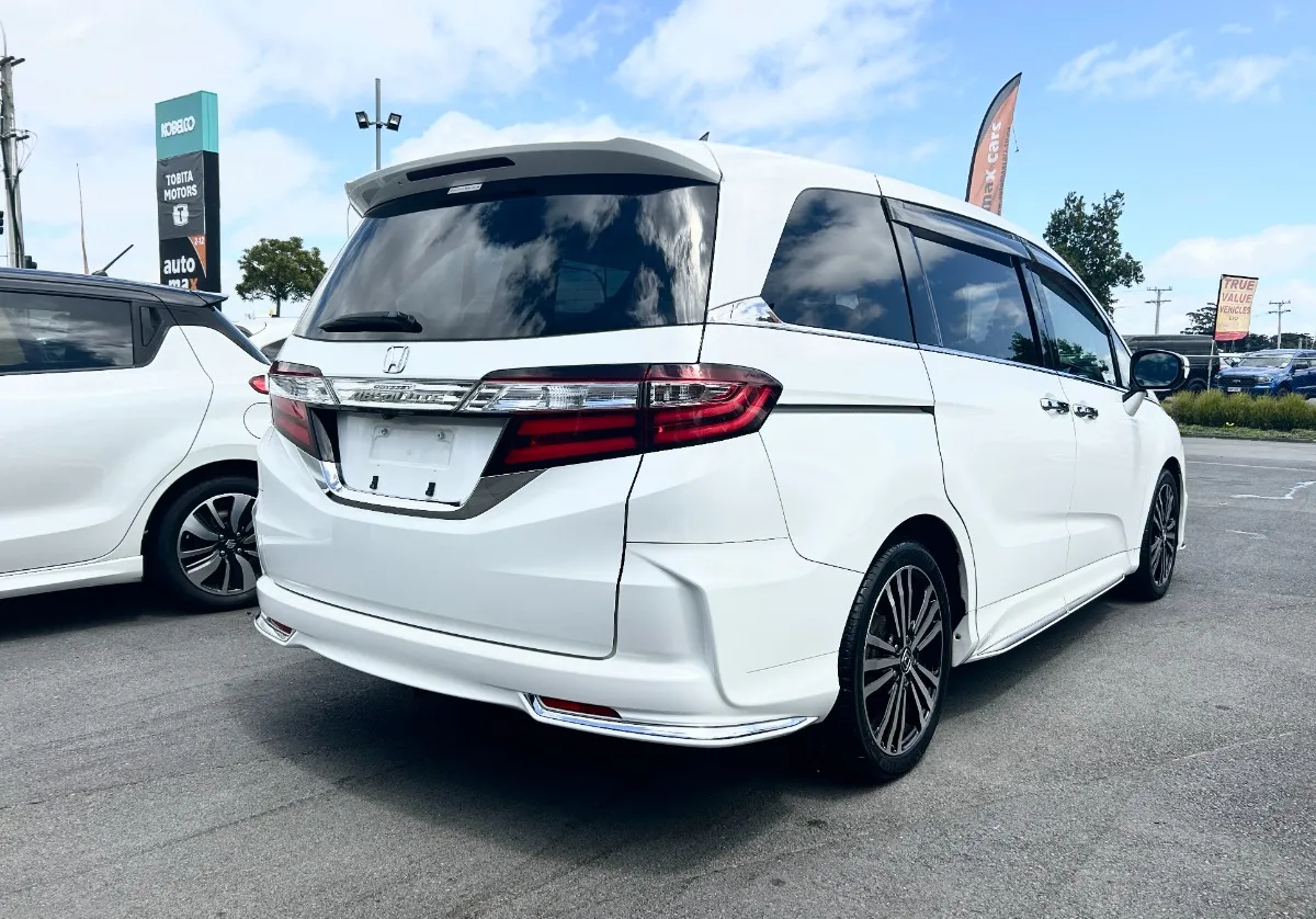 2015 Honda Odyssey Carousel 2