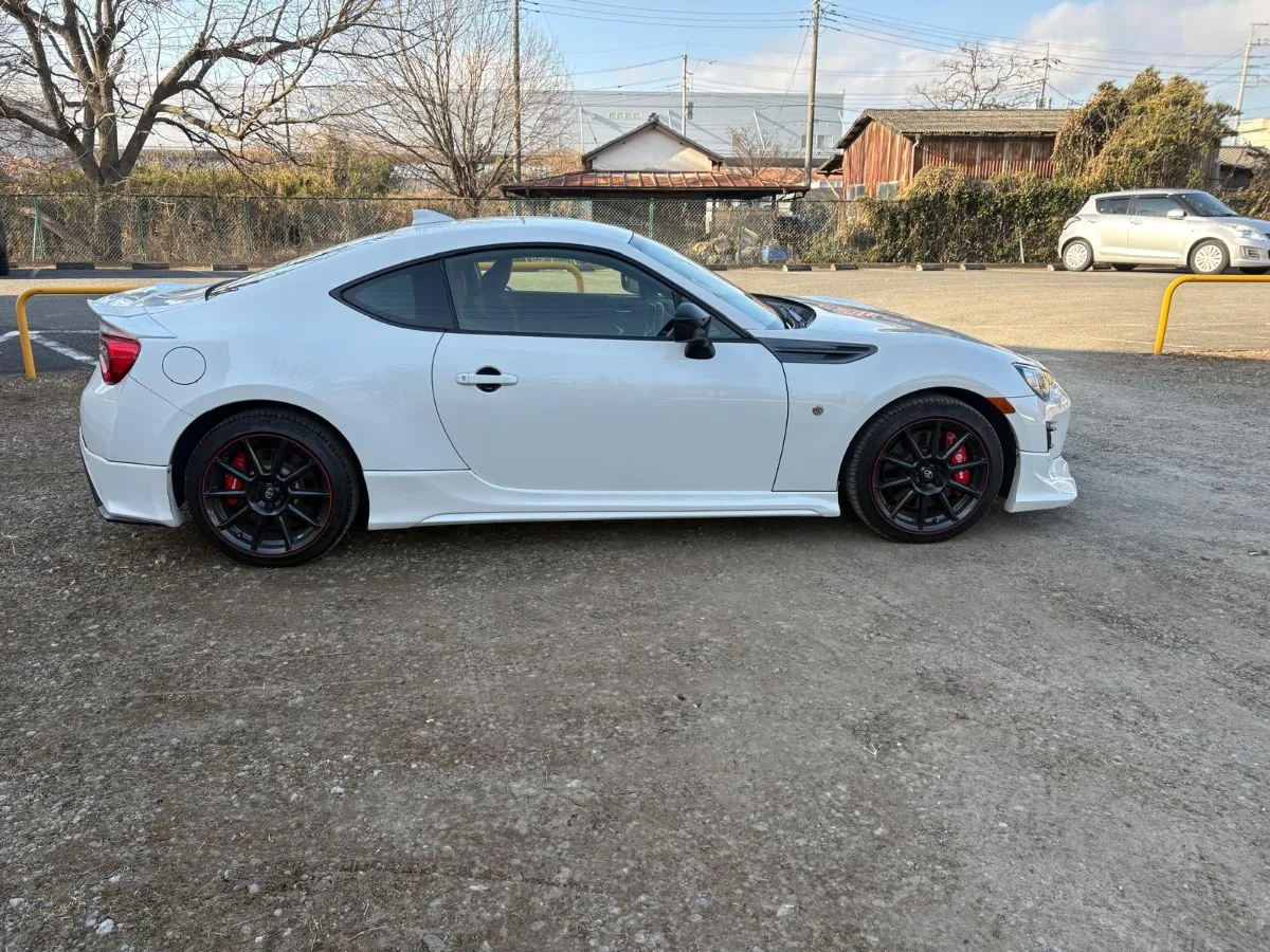 2017 Toyota 86 Carousel 3