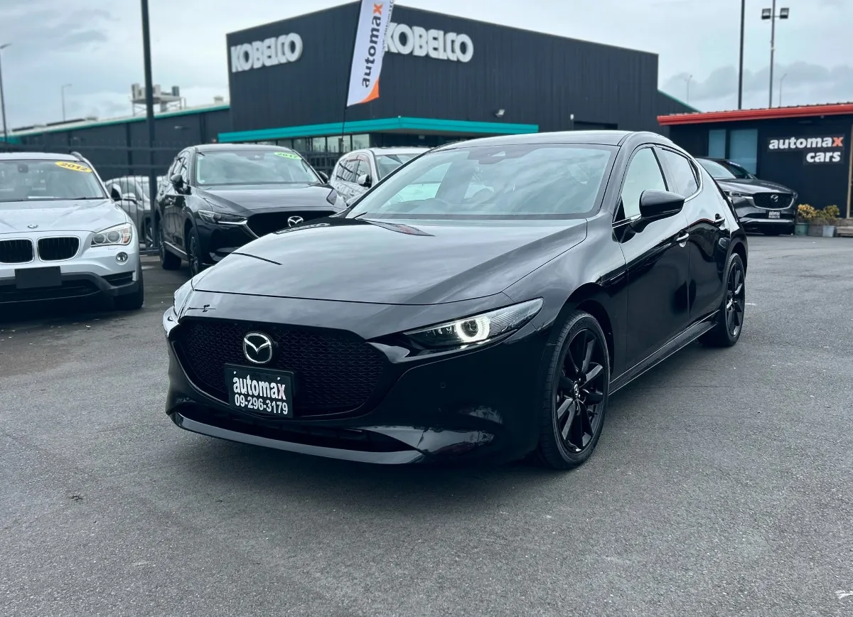 2021 Mazda 3 Carousel 8