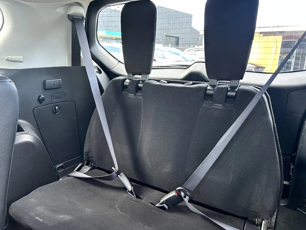 2012 Mitsubishi Outlander 7 SETAR ROADEST 20G Carousel 5