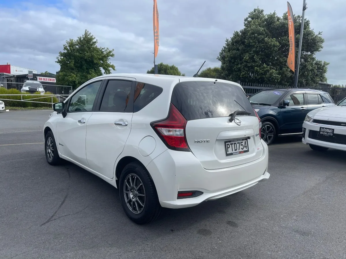 2017 Nissan Note Carousel 6