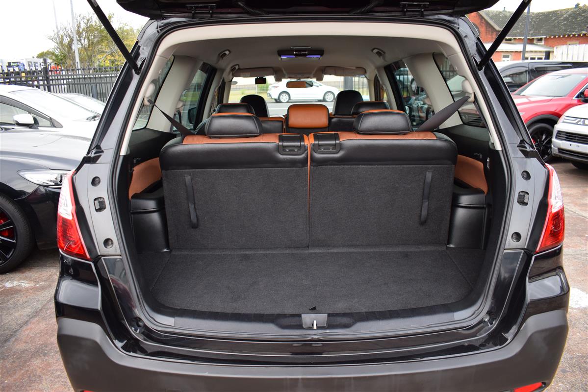 2015 Subaru Exiga CROSSOVER 7 Carousel 18