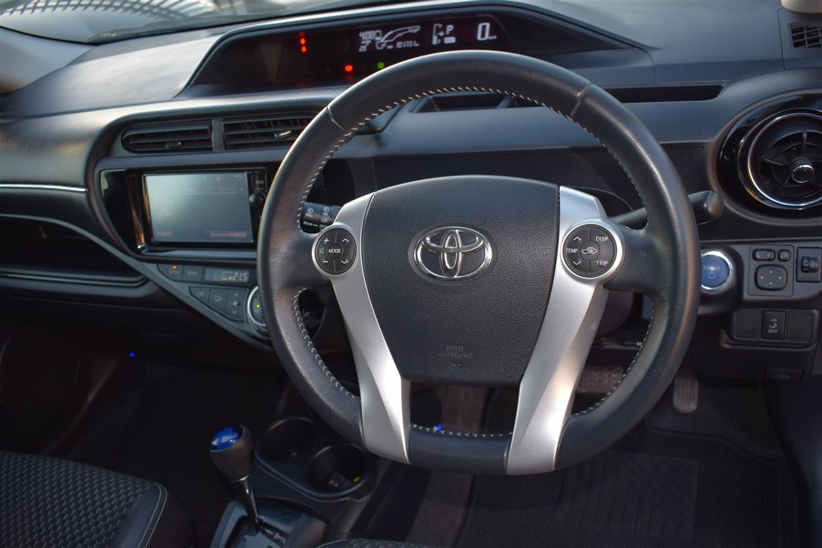 2015 Toyota Aqua X Urban*Body-Kit Carousel 11