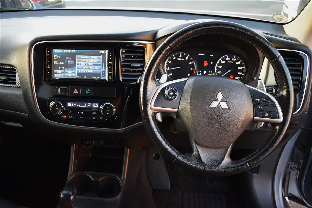 2013 Mitsubishi Outlander 24G*4WD*7 Seater Carousel 12