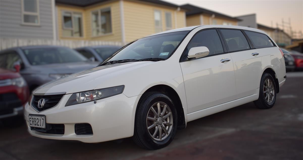 2003 Honda Accord 2.4L Wagon*Reverse Camera Carousel 3