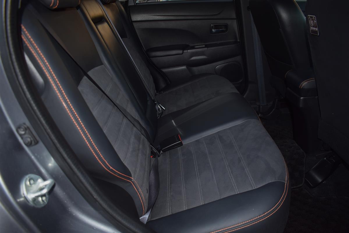 2017 Mitsubishi RVR Active Gear Top Model Carousel 16