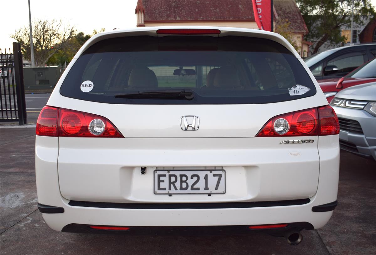 2003 Honda Accord 2.4L Wagon*Reverse Camera Carousel 6