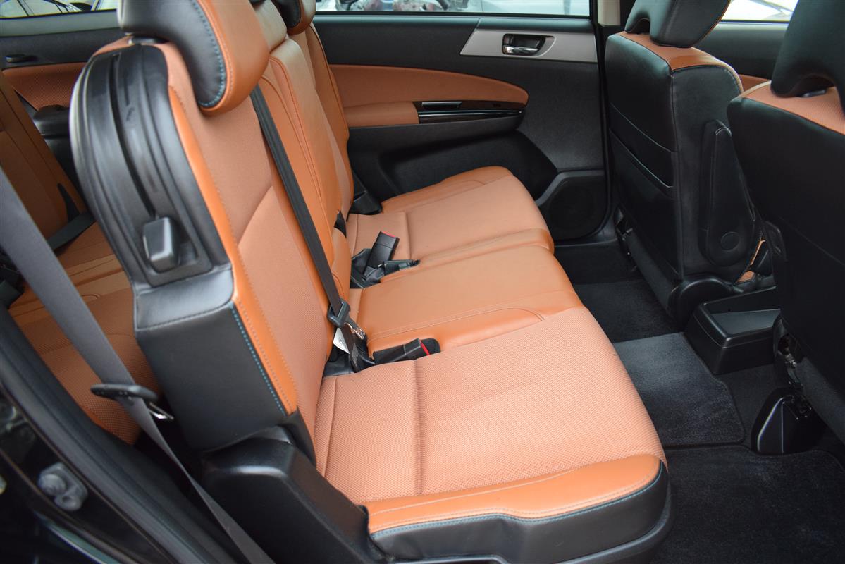 2015 Subaru Exiga CROSSOVER 7 Carousel 16