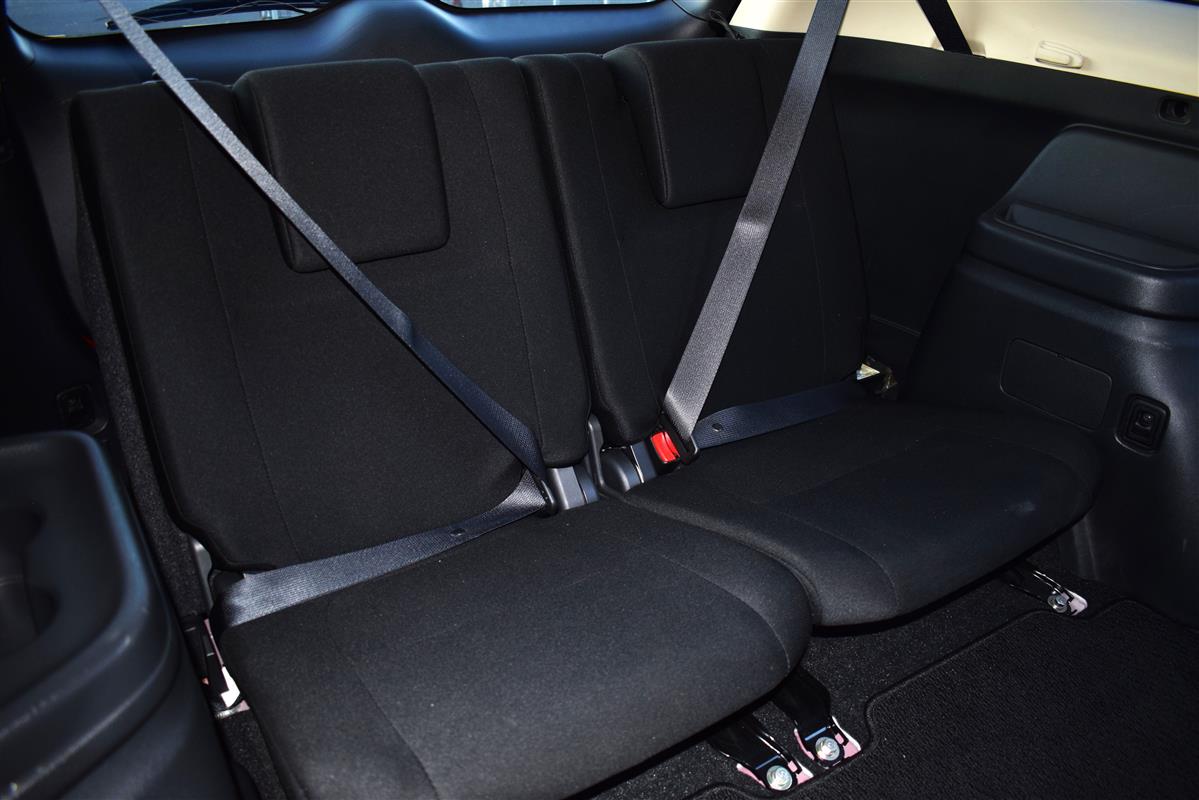 2014 Mitsubishi Outlander 24G 7 Seater Carousel 15
