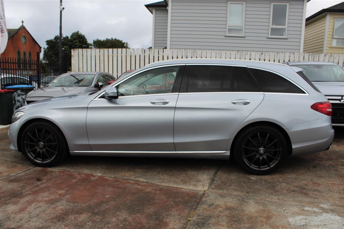 2015 Mercedes-Benz C 200 Wagon*1/2 leather seats Carousel 8