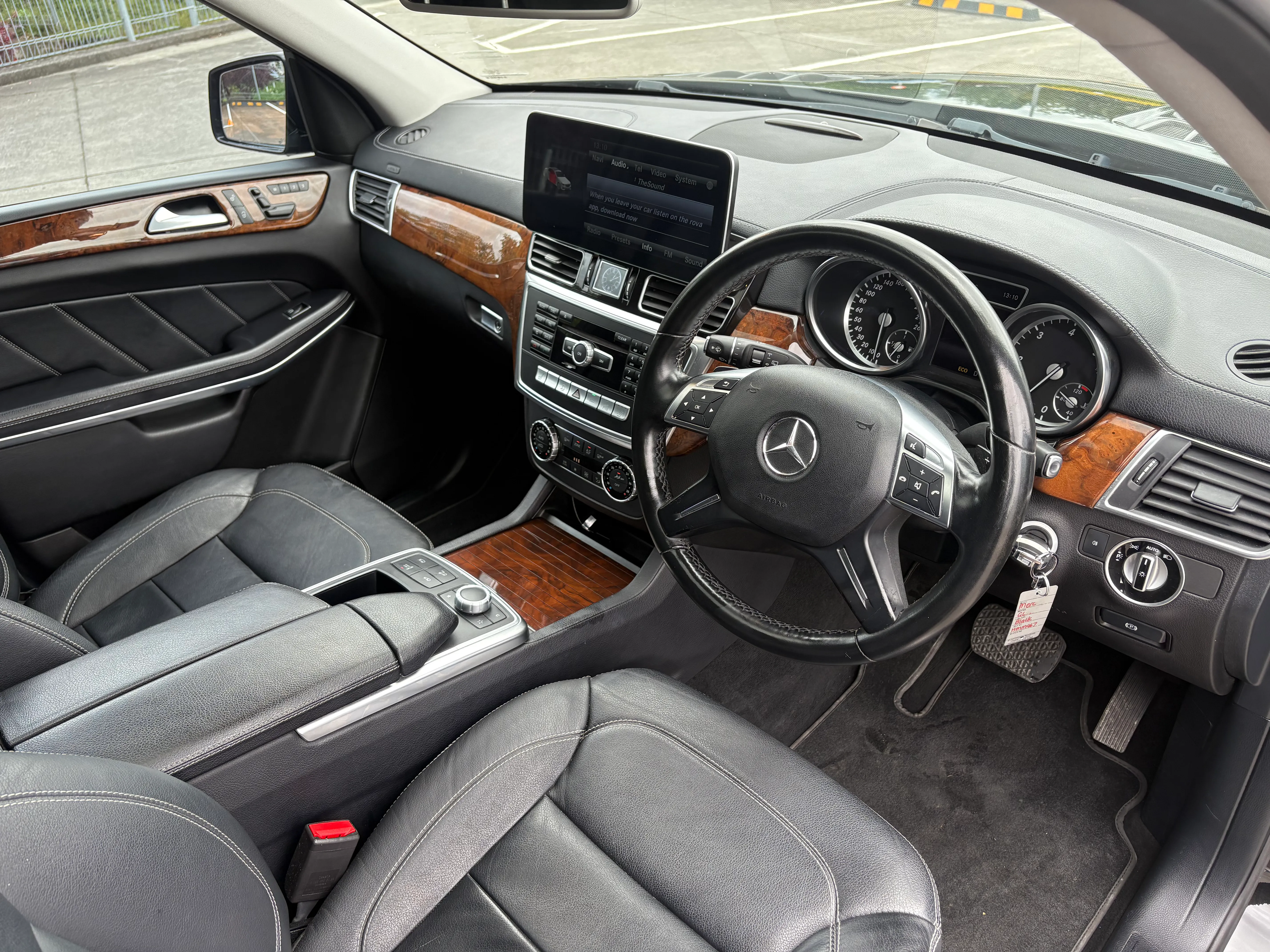2014 Mercedes-Benz GL350D Carousel 4