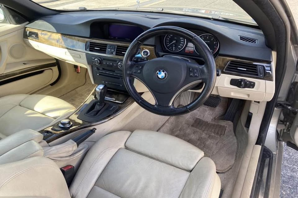 2007 BMW 335i Carousel 4