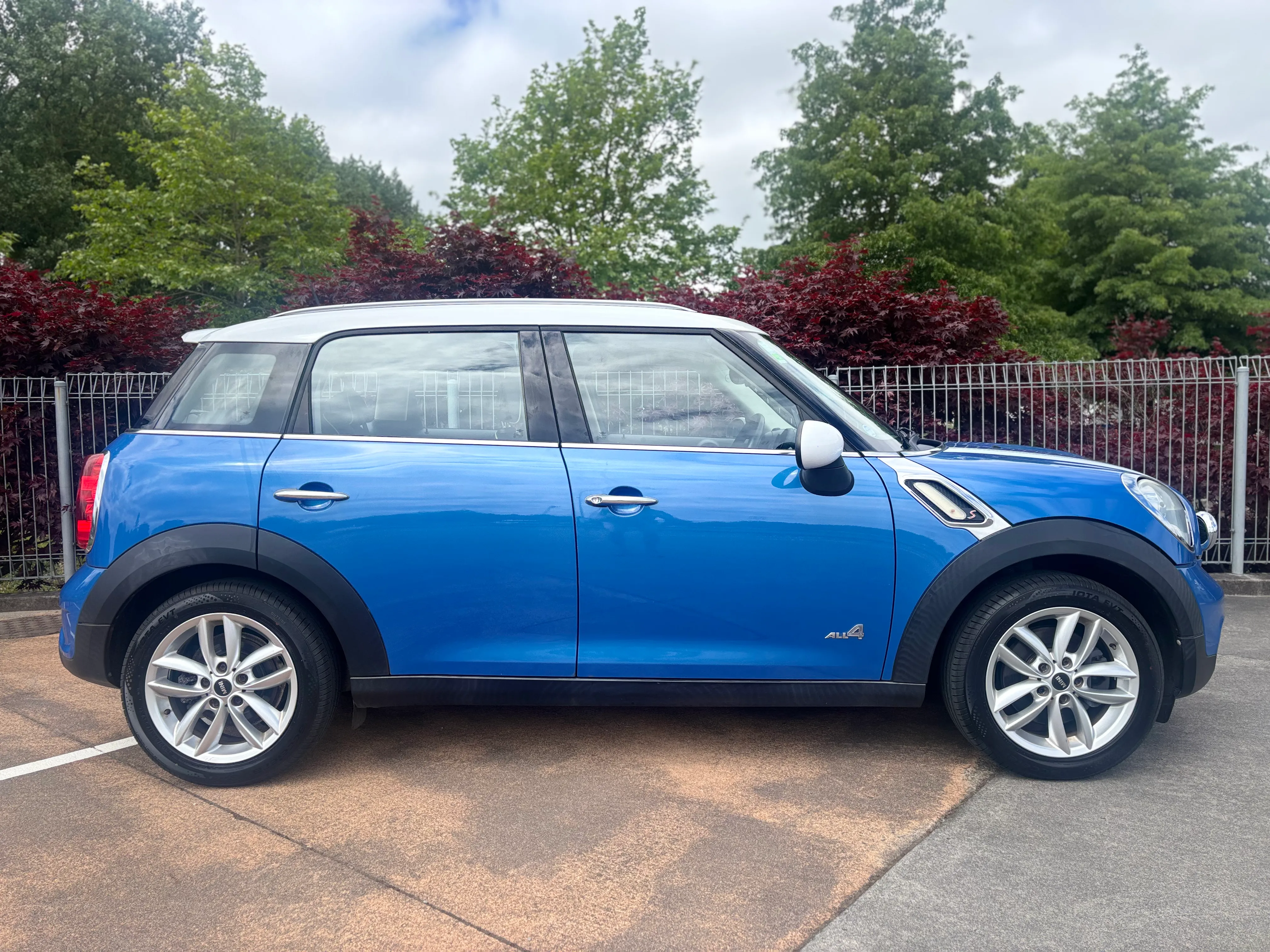 2014 Mini Cooper S Carousel 1