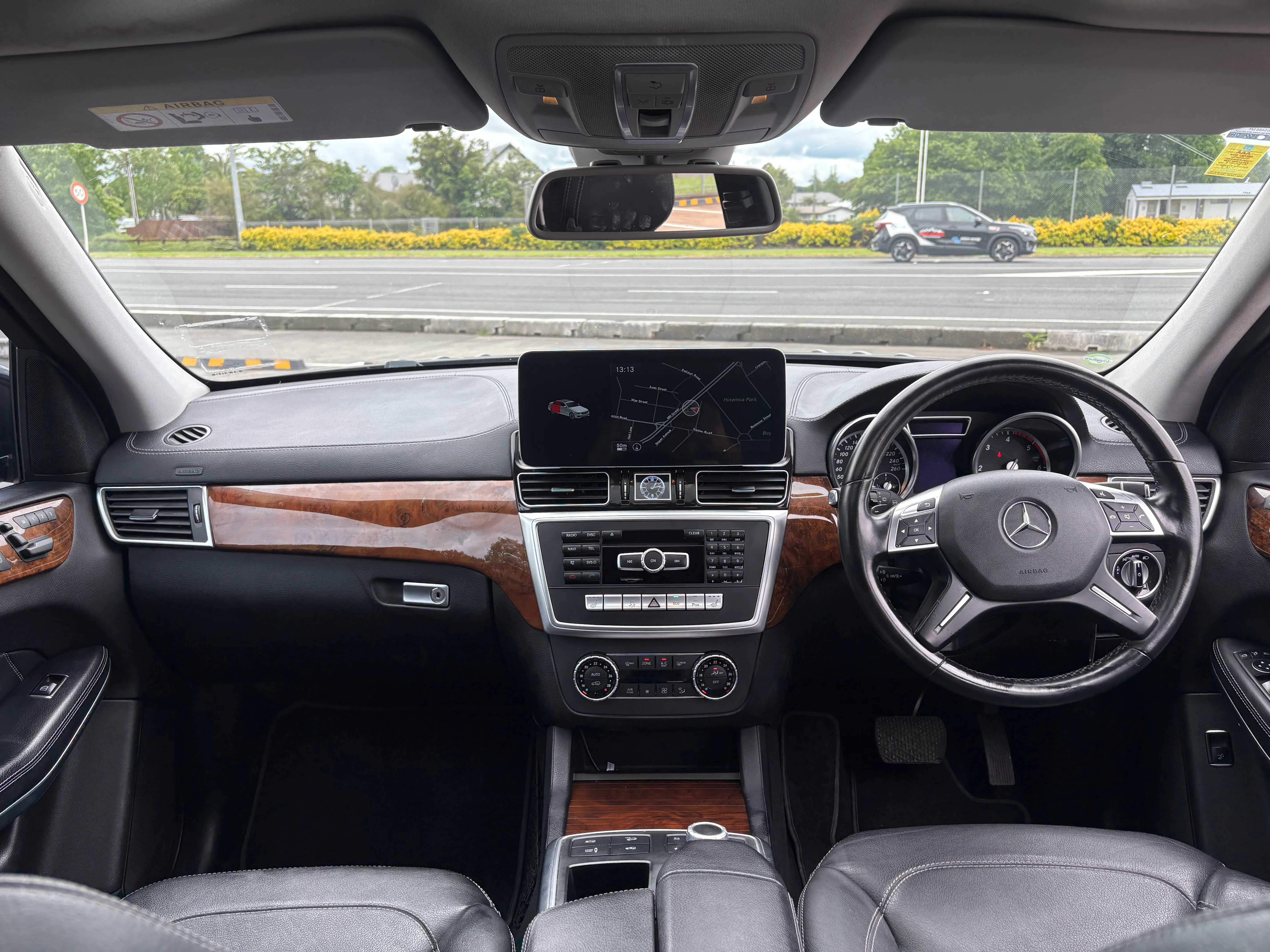 2014 Mercedes-Benz GL350D Carousel 8