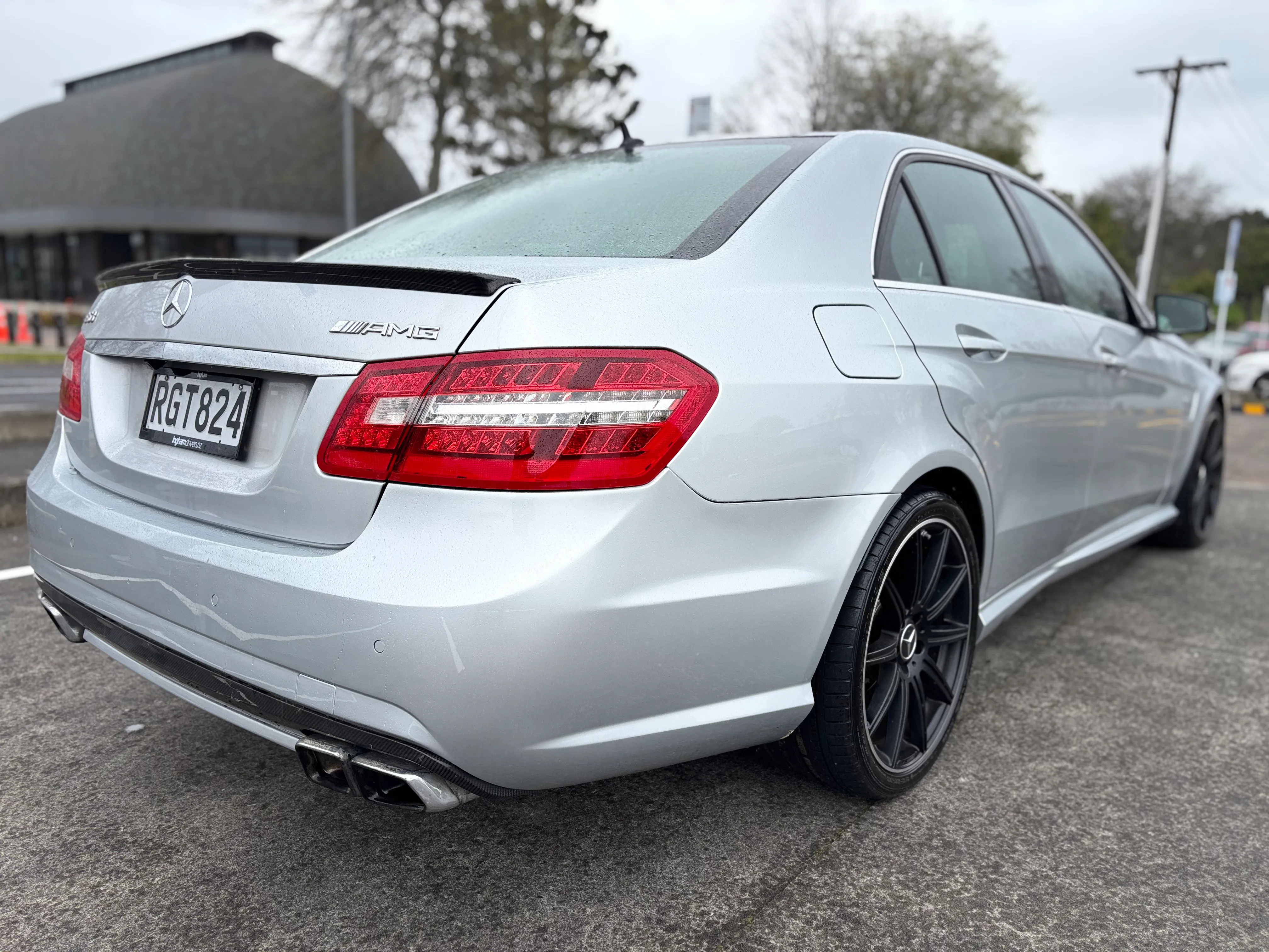 2010 Mercedes-Benz E63 6.2L V8 AMG Carousel 2