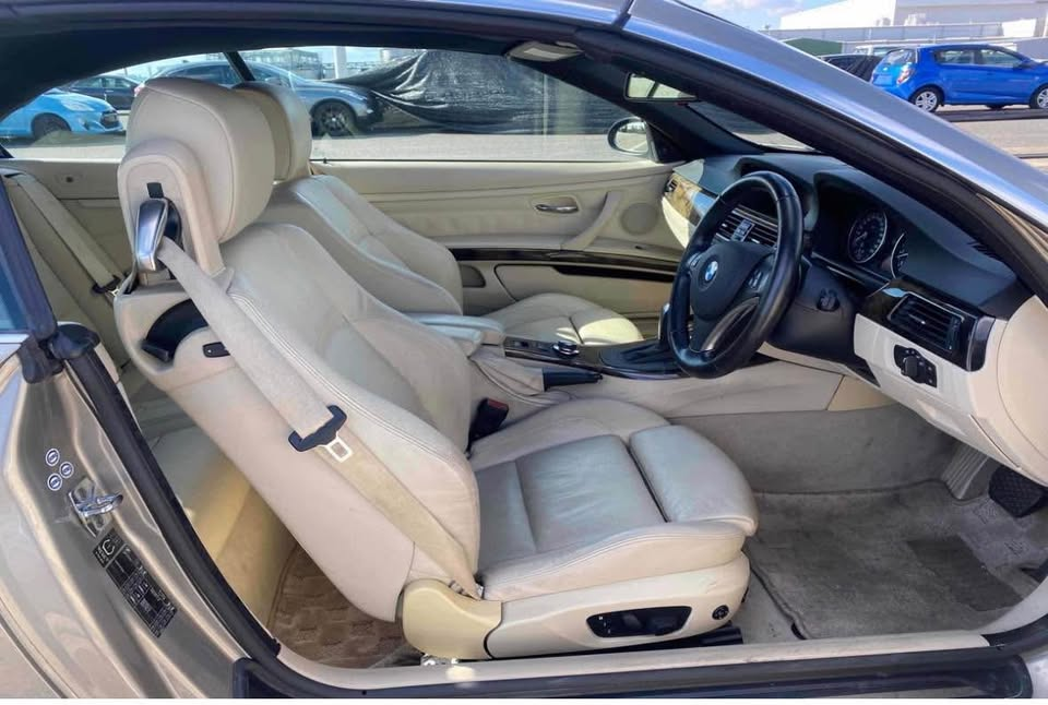 2007 BMW 335i Carousel 5
