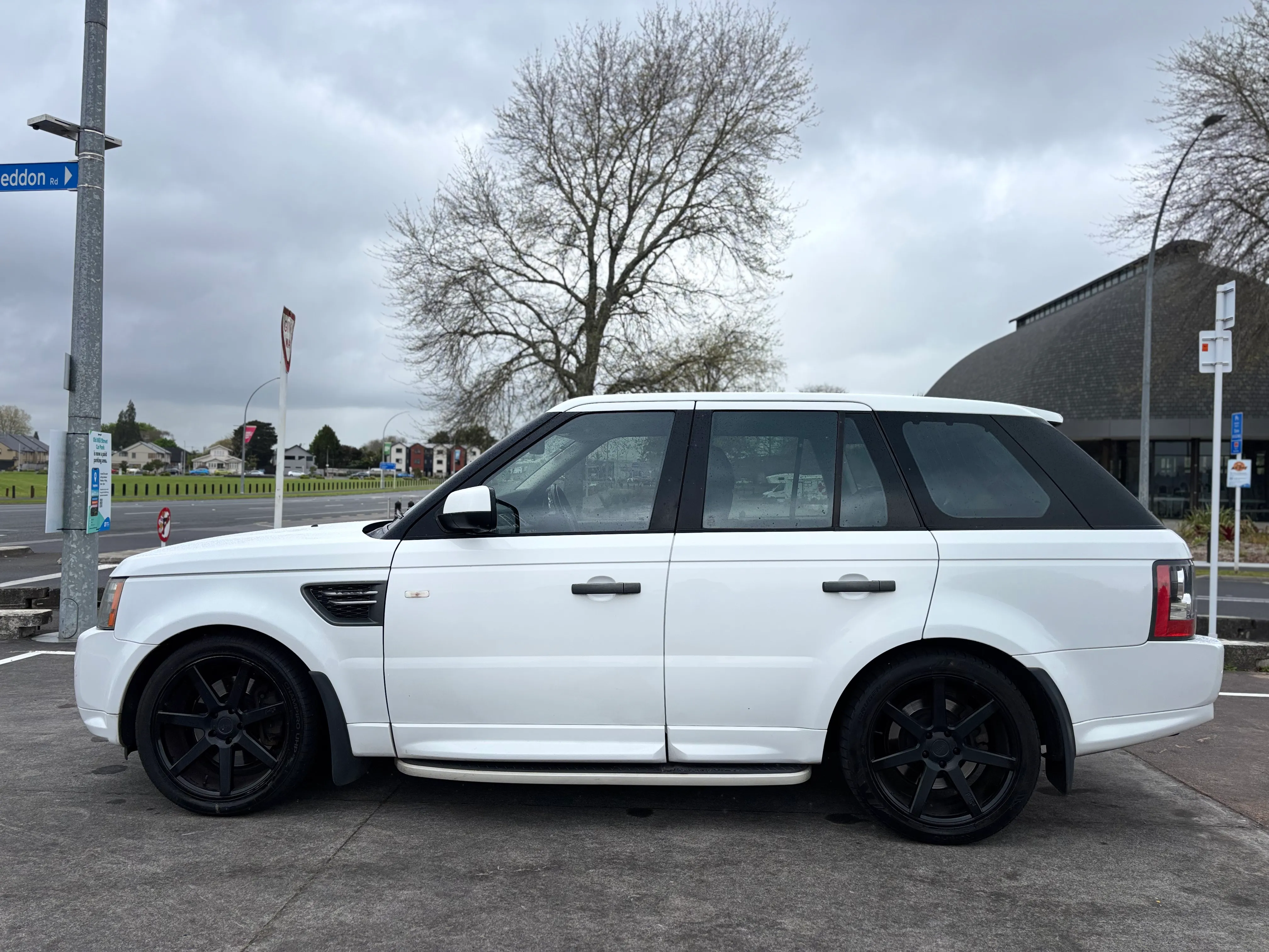 2011 Land Rover Range Rover Sport TDV6 3.0L NZ NEW Carousel 8