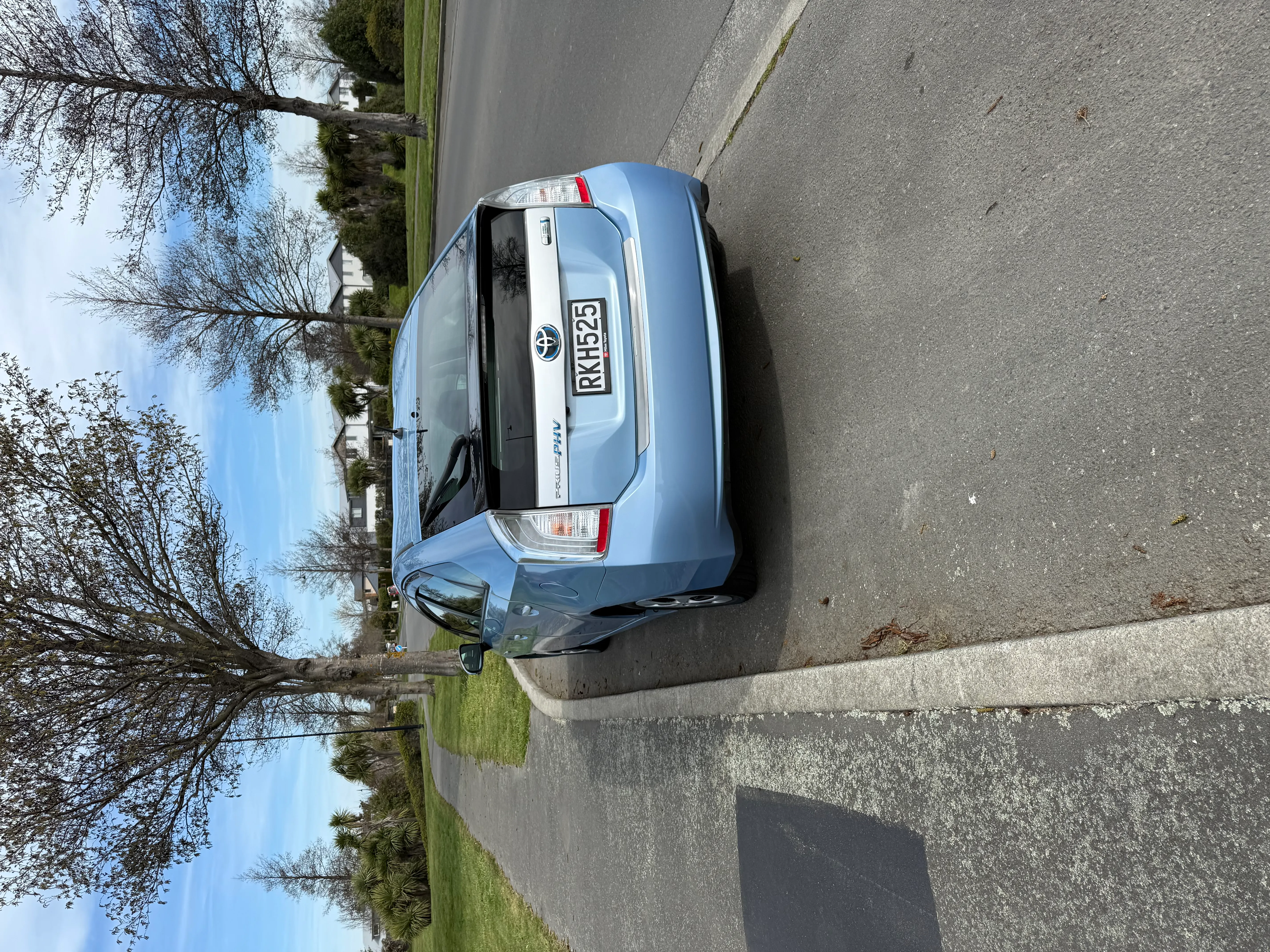 2012 Prius phv  Carousel 1