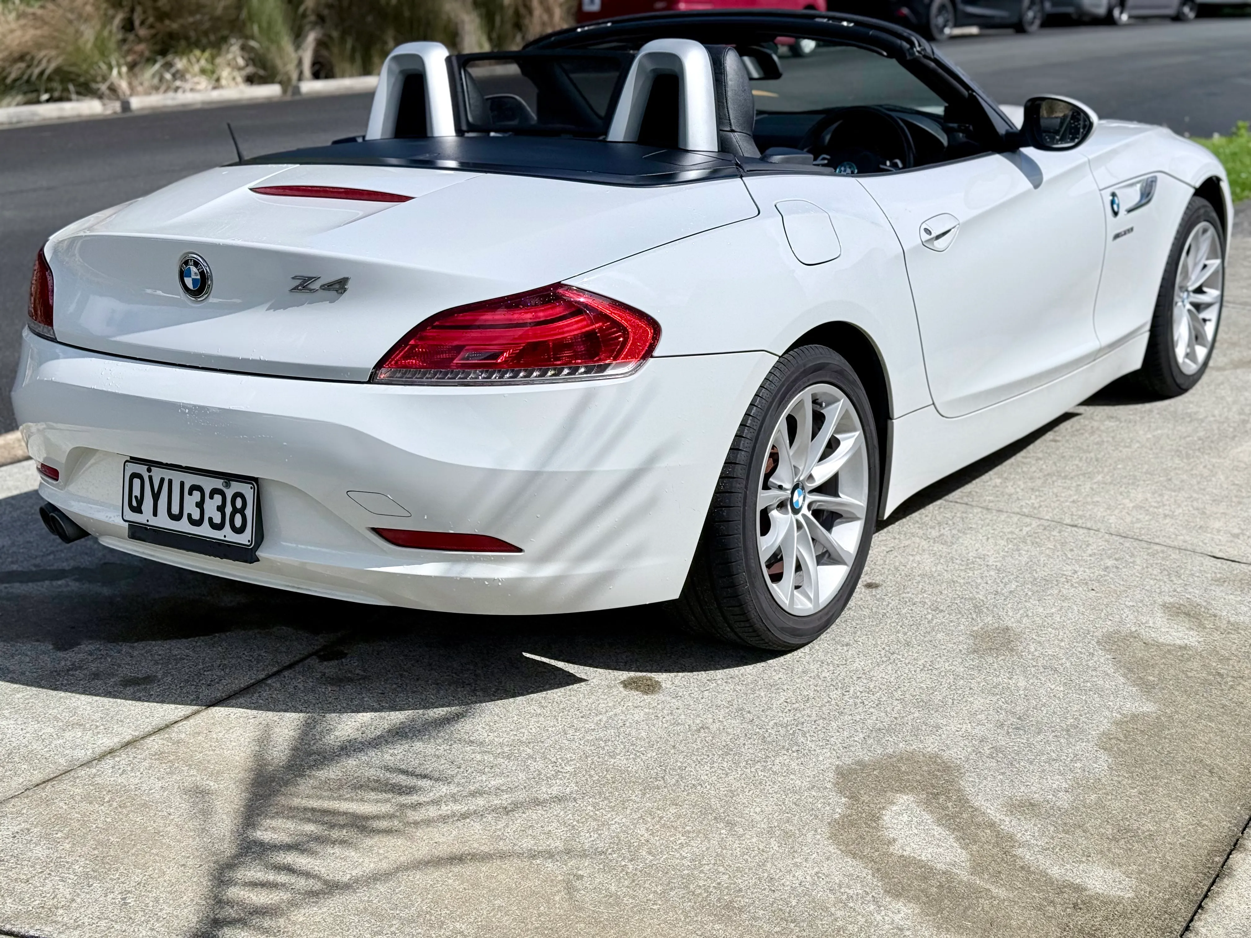 BMW Z4 2013 20i S Drive Carousel 6