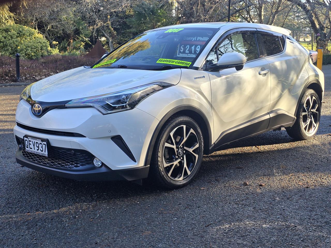 2017 Toyota C-HR Carousel 9