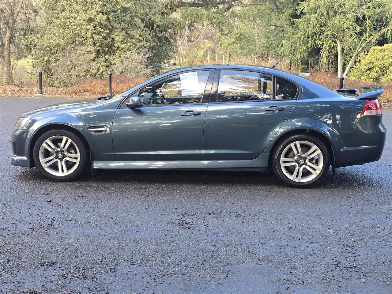2010 Holden Commodore SV-6 Carousel 13