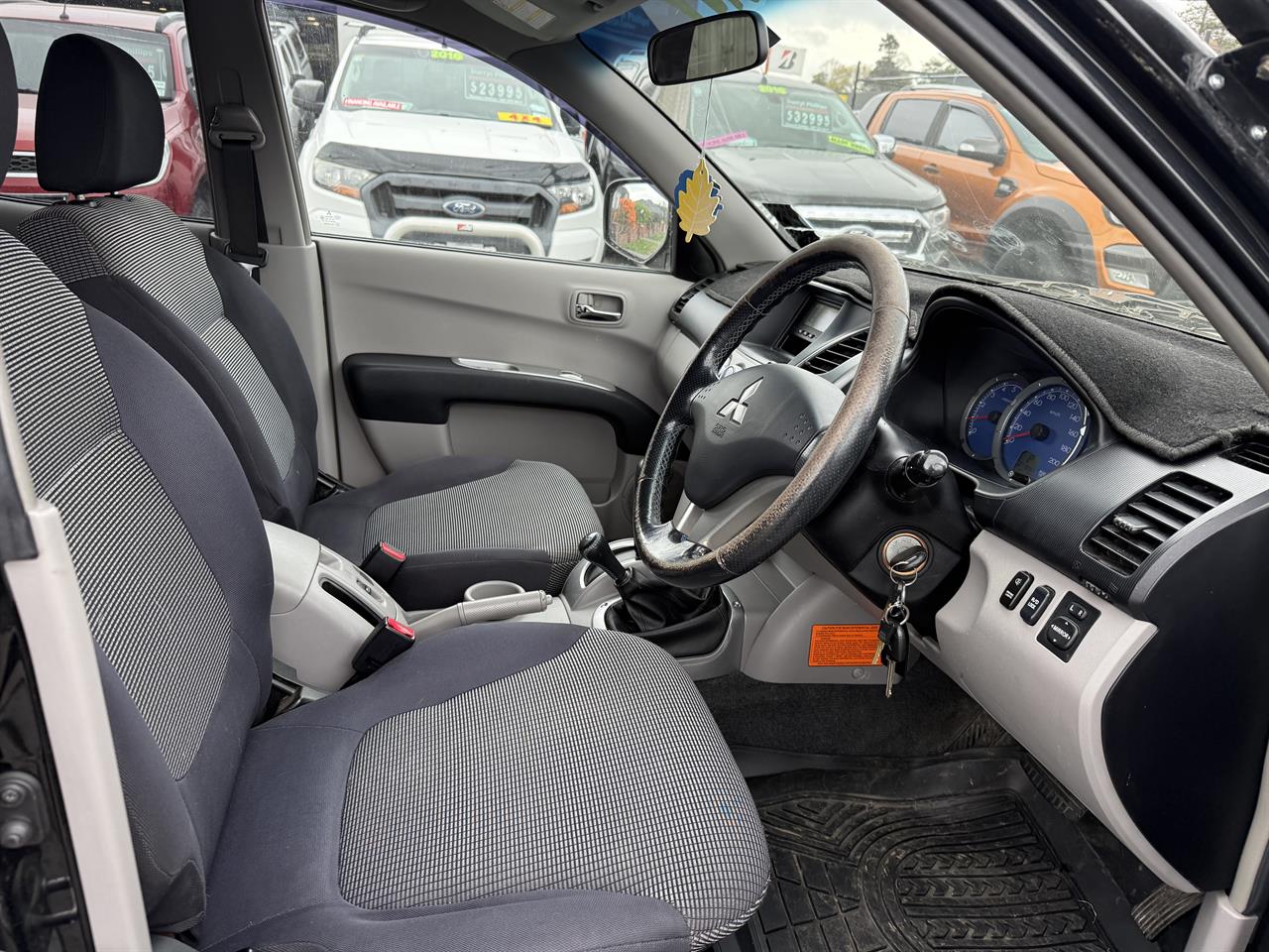 2008 Mitsubishi Triton GLS 4WD Collage 2