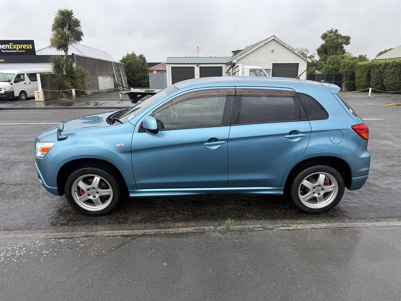 2010 Mitsubishi RVR Carousel 13