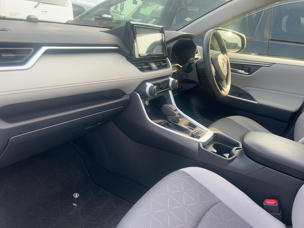 2019 Toyota RAV4 HYBRID Carousel 3