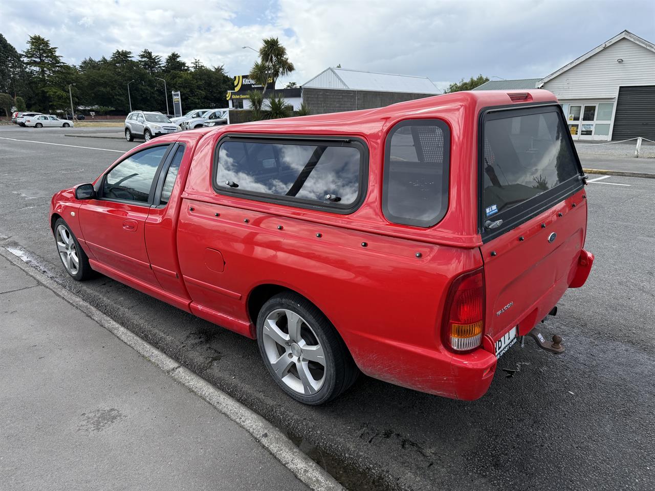 2004 Ford Falcon Carousel 6