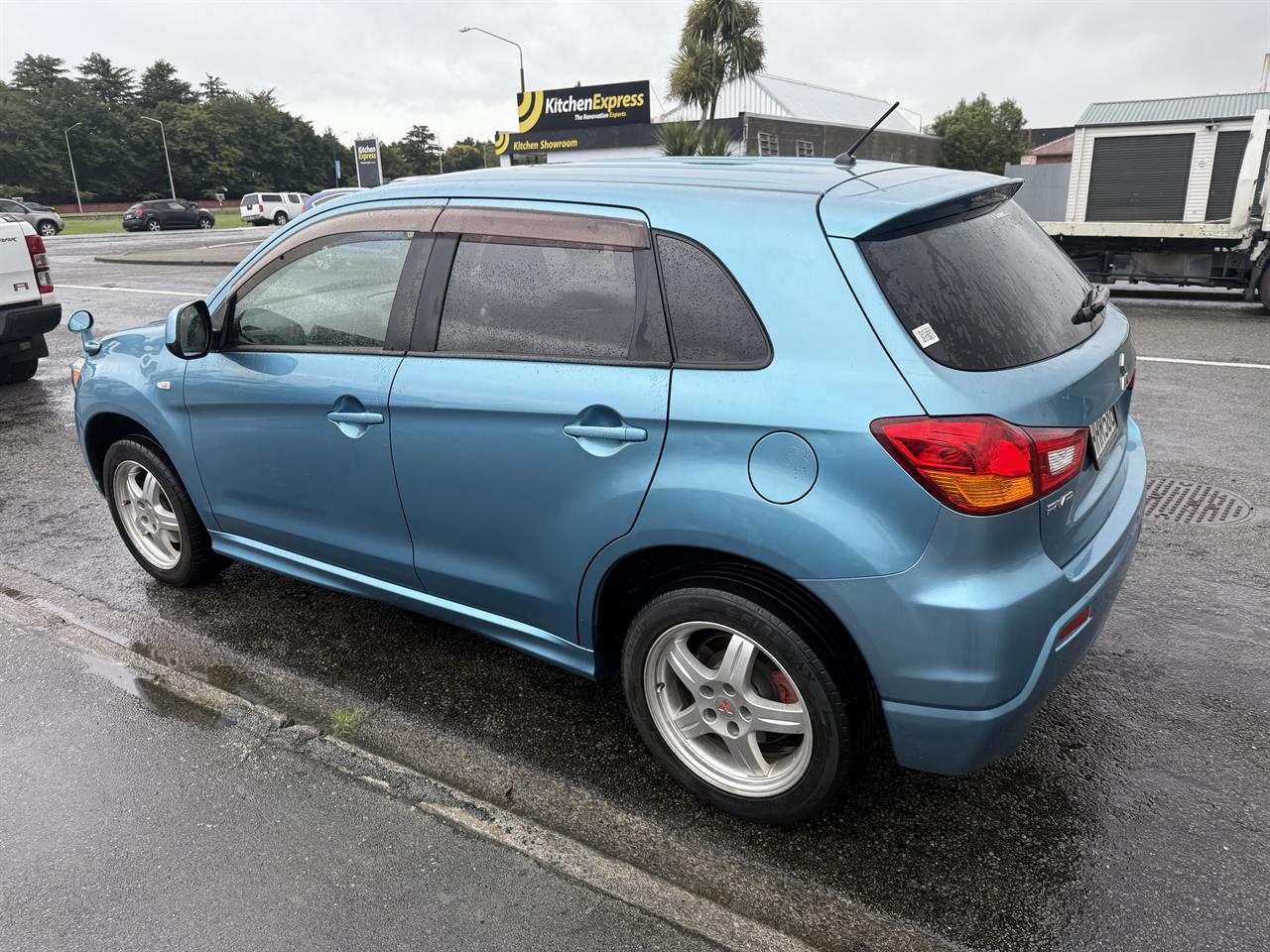 2010 Mitsubishi RVR Carousel 10