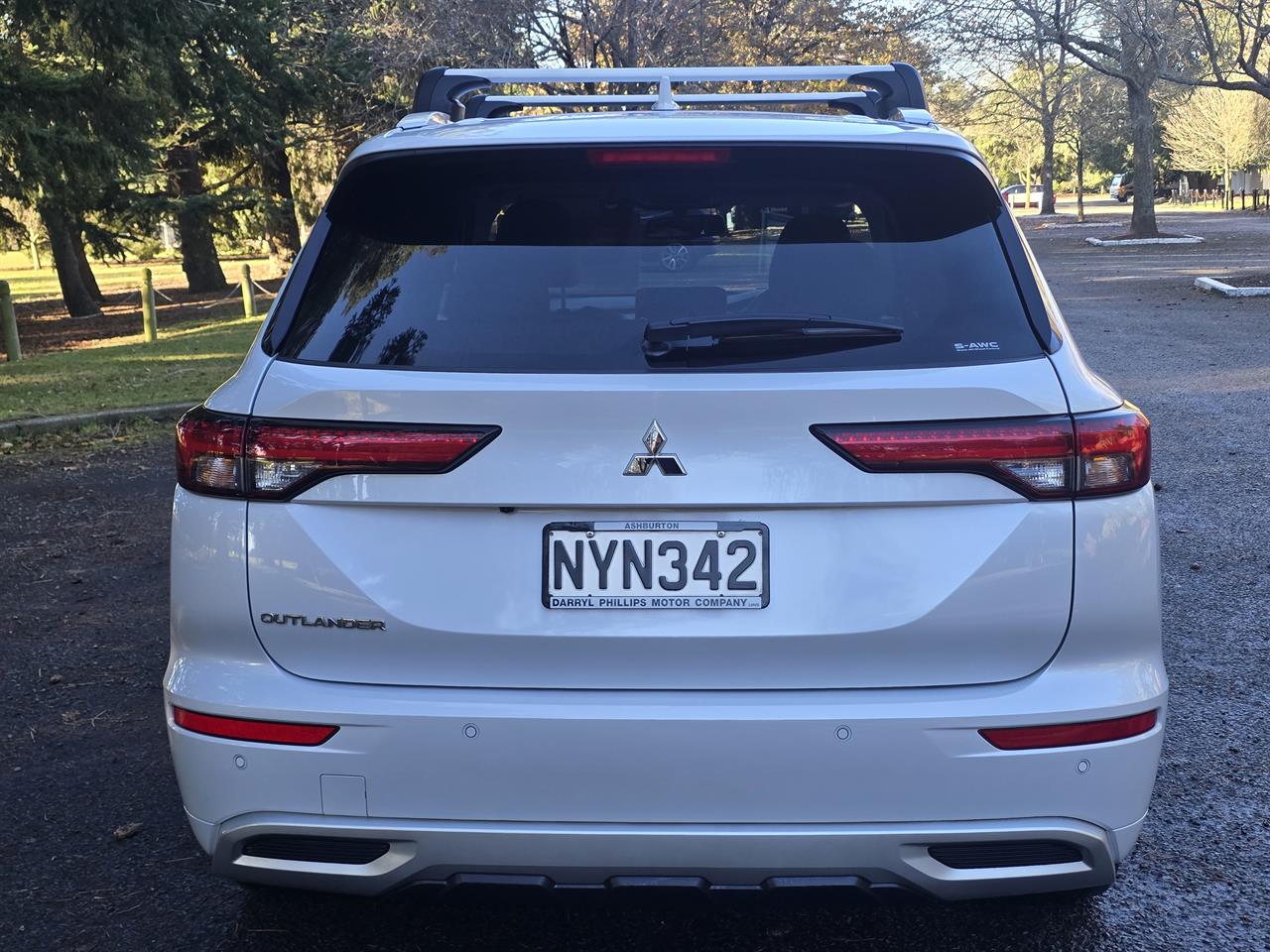2021 Mitsubishi Outlander VRX Carousel 14