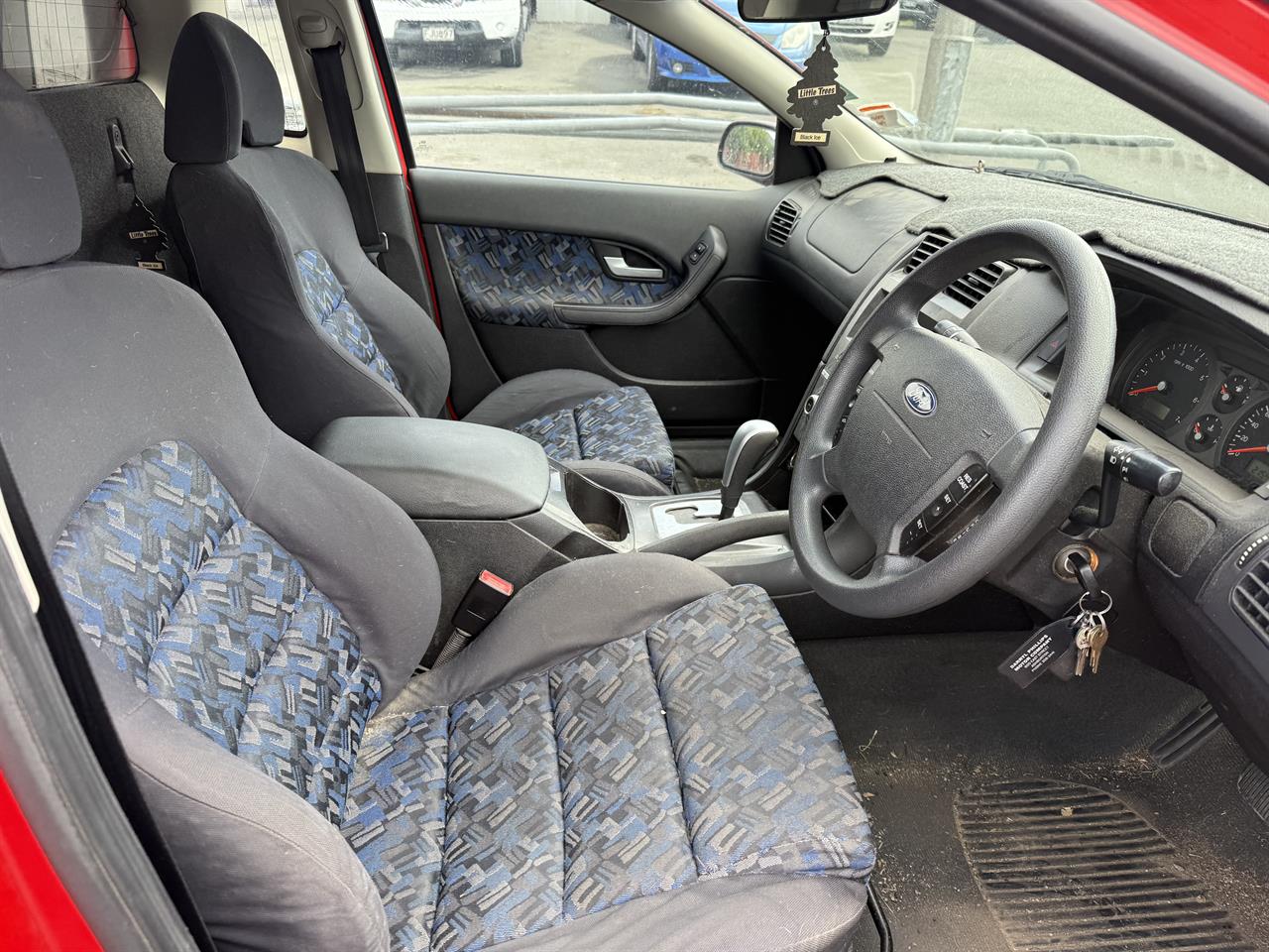 2004 Ford Falcon Carousel 2