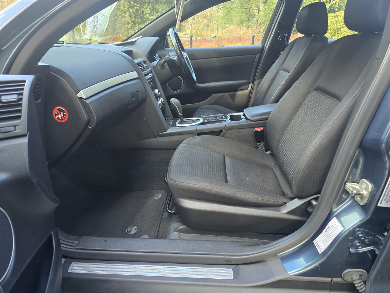 2010 Holden Commodore SV-6 Carousel 3
