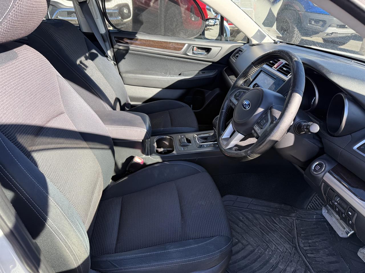 2014 Subaru Legacy B4 Carousel 2