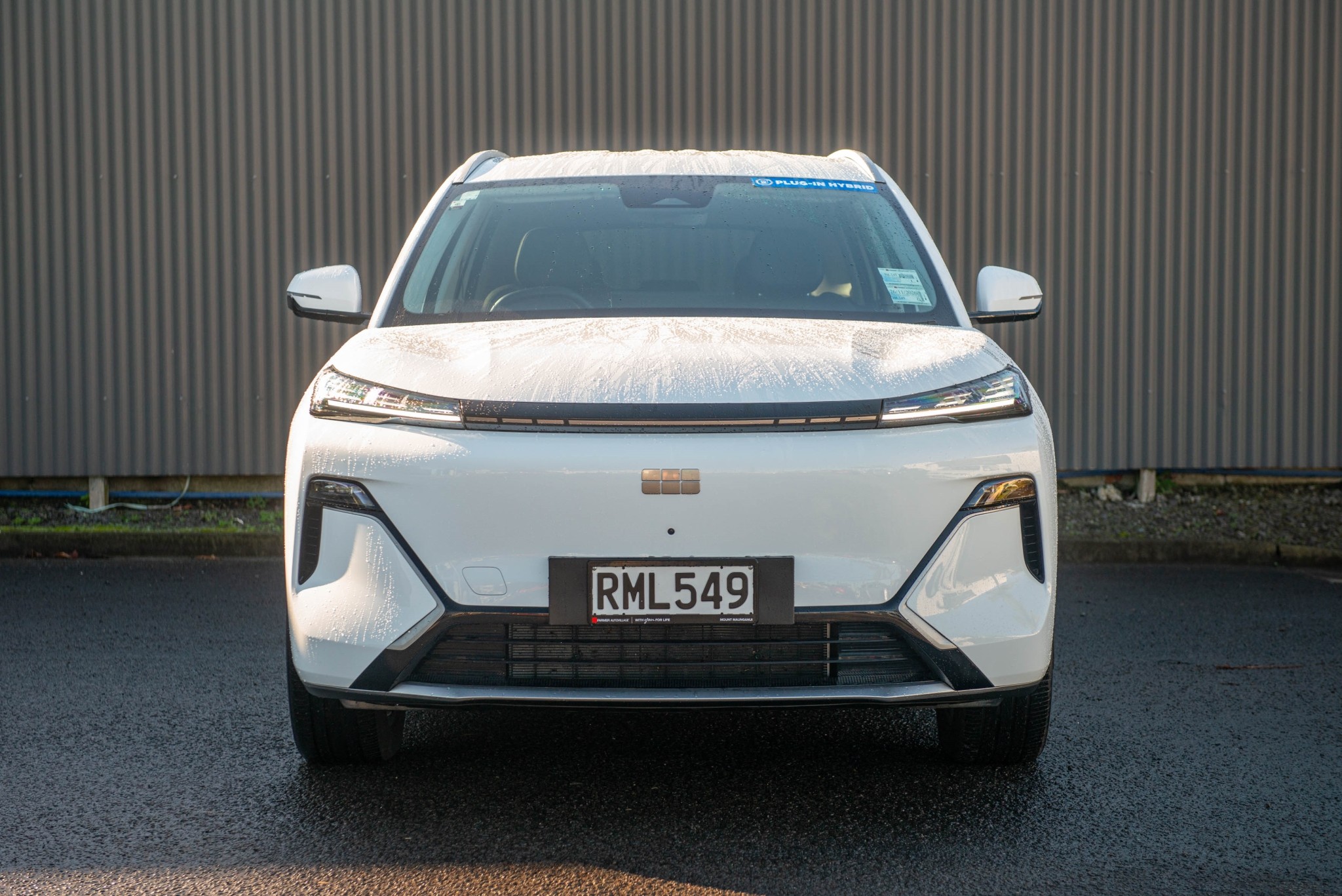 2025 Geely Starray EM-i Complete Phev/At Carousel 1