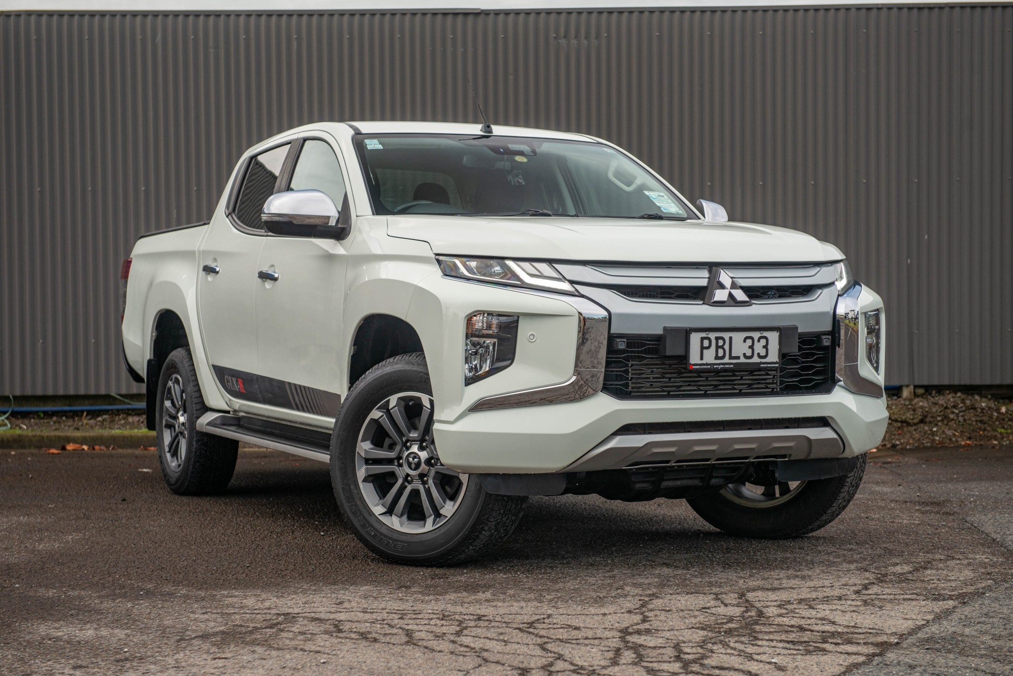 2022 Mitsubishi Triton Dc Glxr 6At 2.4D