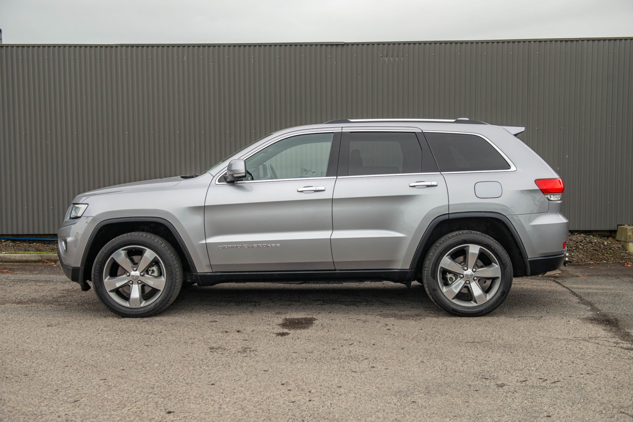 2016 Jeep Grand Cherokee Limited 3.0D4wd8a/Sw Carousel 1